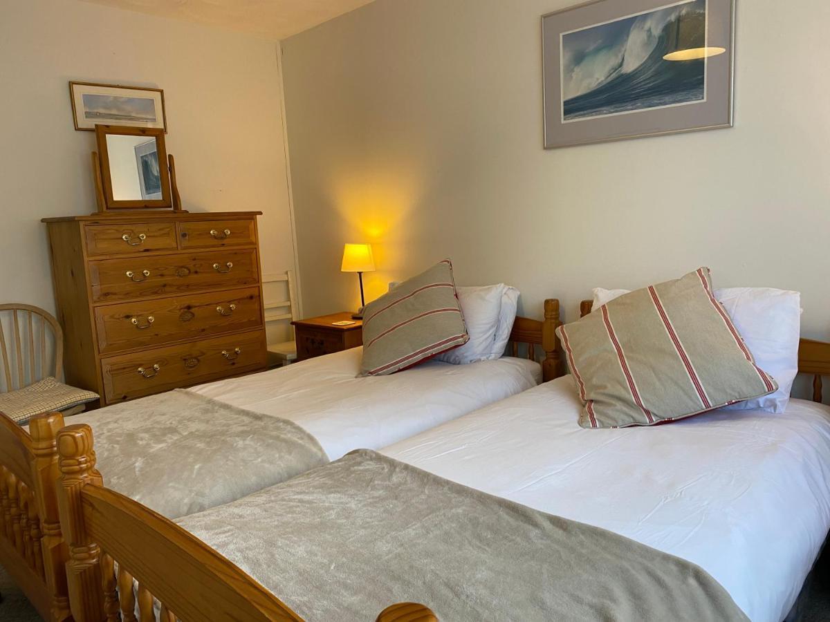 Trafalgar, Lovely Ground Floor Flat With Outside Patio Garden, Minutes Walk To Seafront Seaview Exterior photo